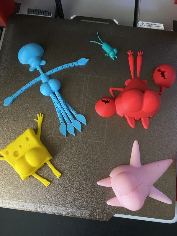 Patricio - ImaNotas 3D – Fondo de Bikini en Acción